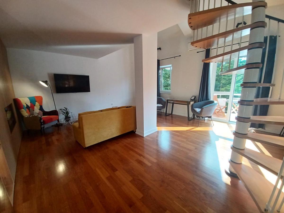 Stunning New Apartment In Centre Of بوزت المظهر الخارجي الصورة